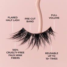 Midnight Demi key lash features. 