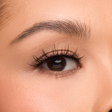 Allura Lite round spiky false lash shown on a eye.