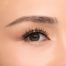 Boudoir round false lashes with full volume and spiky fibers shown on an eye.