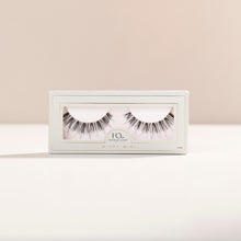 Wispy Mini a flared lash and natural volume.