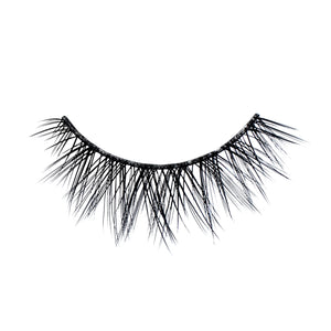 Natalia Lite a round lash with long length and full volume, creating a feathered eye opening effect.