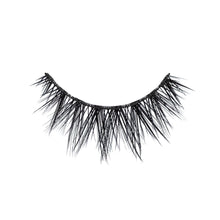 Sadie Mini a mini round lash with short length and medium volume.